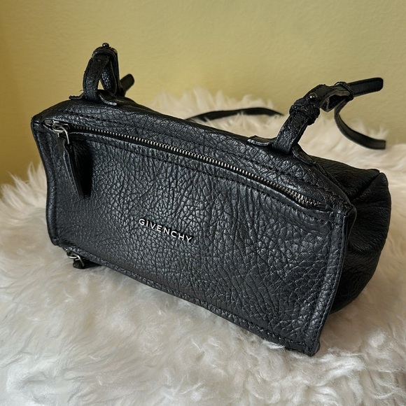 💯Authentic Givenchy Pandora Black Leather Mini Crossbody Bag🍀 - Picture 8 of 15